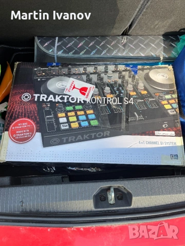 Native instruments traktor s4 mk2, снимка 10 - Ресийвъри, усилватели, смесителни пултове - 53592632