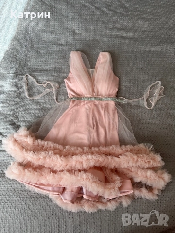 Официална рокля от Наоми Фешън