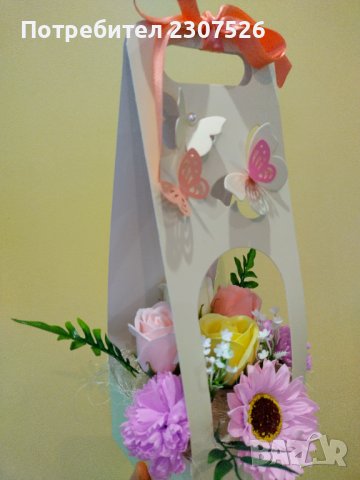 Цветя, снимка 6 - Изкуствени цветя - 42099654