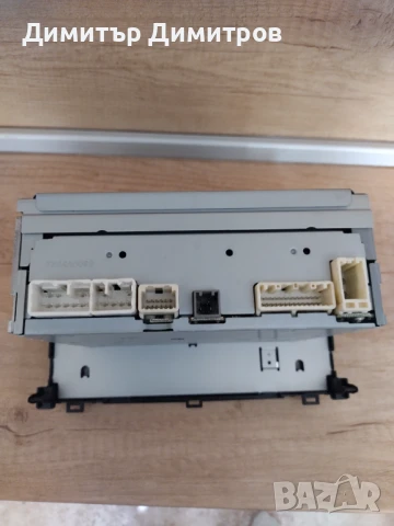 СД Радио Тойота Аурис 2014, снимка 4 - Аксесоари и консумативи - 50566229