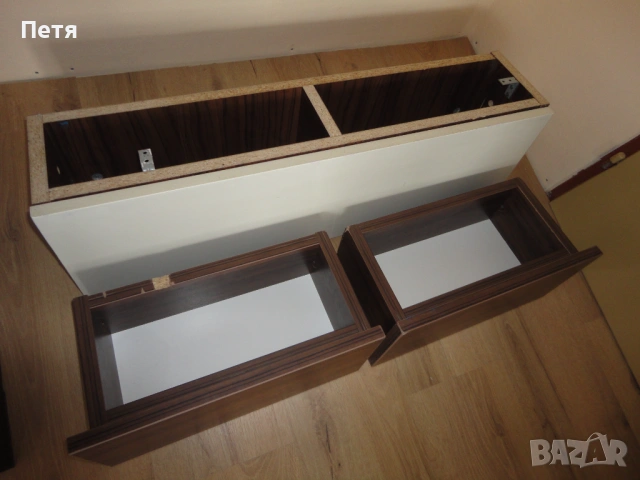 Тоалетка стенна, снимка 3 - Тоалетки - 53324380