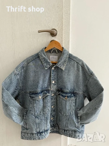 Дънково Яке Bershka, снимка 4 - Якета - 50877818