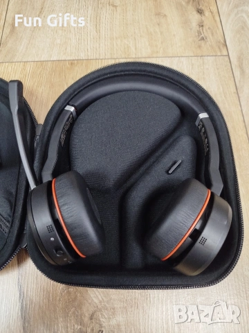 Безжични Слушалки Jabra Evolve 75 + зарядно, снимка 4 - Слушалки за компютър - 53517466