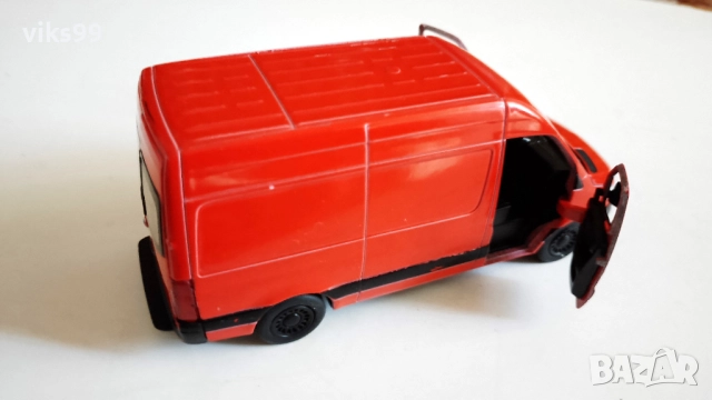 Метални колички Kinsmart, снимка 9 - Колекции - 52199001