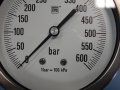 Манометър Nuova Fima Ф 100, 600 bar, снимка 3