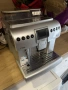 Kафеавтомат Saeco Royal professional one touch cappucino, снимка 1