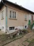 Продавам двуетажна къща в село Рогозен