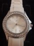ДАМСКИ ЧАСОВНИК МНОГО КРАСИВ СТИЛЕН ДИЗАЙН С СИЛИКОНОВА КАИШКА И КРИСТАЛИ СВАРОВСКИ 33314, снимка 2