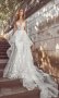 Сватбена рокля с 3 Д цветя, снимка 1 - Рокли - 40958200