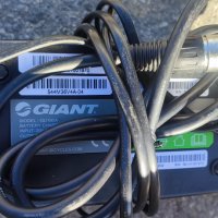 Зарядно Giant 36v 4A, снимка 1 - Велосипеди - 42503264