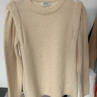 Пуловер на Only в размер М, снимка 2 - Блузи с дълъг ръкав и пуловери - 44407360