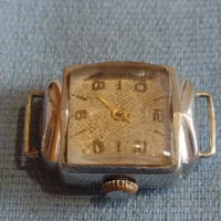 Стар ръчен часовник дамски от соца за КОЛЕКЦИЯ ЧАСТИ 43905, снимка 5 - Антикварни и старинни предмети - 44789879