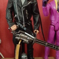 Топ фигура на Arnold Terminator t800, 27 см нова, снимка 1 - Колекции - 42219379