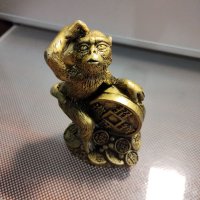 Фън Шуй маймунка с късметлийска монета и късчета за пари, просперитет, златна статуетка, снимка 3 - Други - 41821790