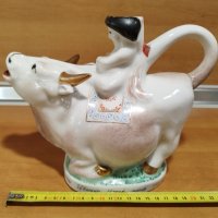 Стара порцеланова фигура, чайник, крава, 1964 г., снимка 1 - Колекции - 40762500