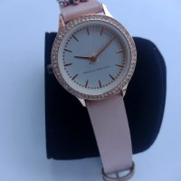 Дамски часовник Adrienne Vittadini rose gold watch, снимка 3 - Дамски - 41578203