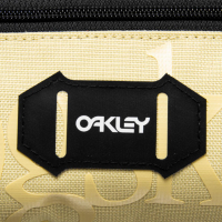 Оригинална чанта OAKLEY., снимка 2 - Чанти - 36136794