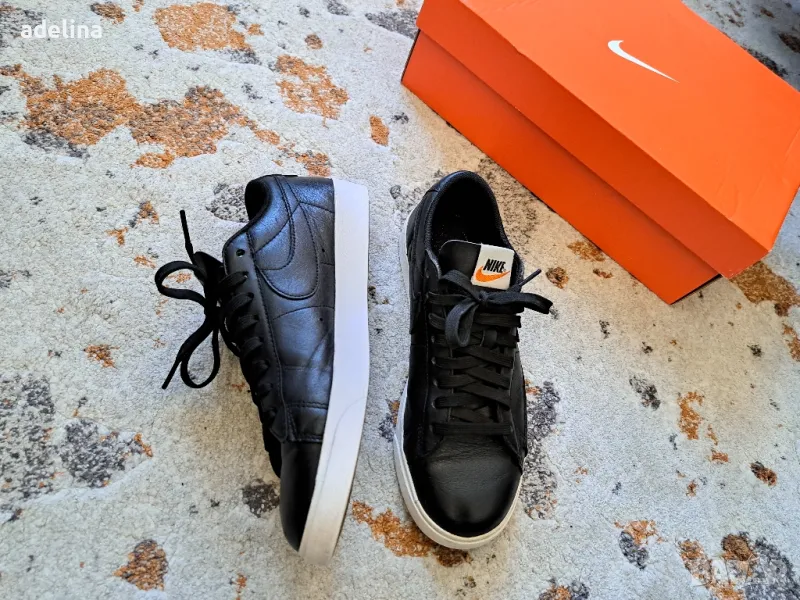 Nike Спортни обувки дамски, 38,5 номер, снимка 1