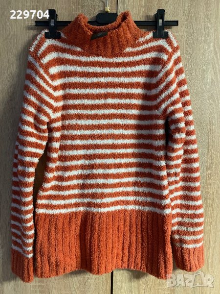 Пухкав дамски пуловер, снимка 1