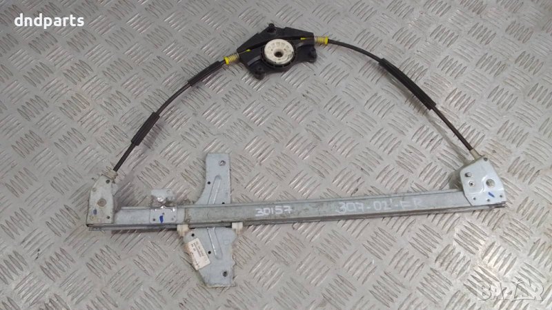 Стъклоповдигач Peugeot 307 2002г.(преден десен)	, снимка 1