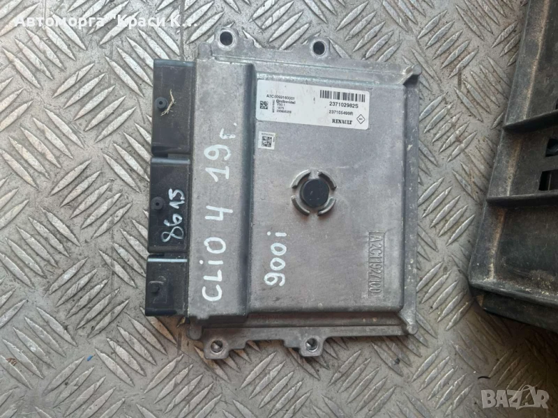 компютър за двигател CLIO 4 2019г. 900i 237102982, снимка 1