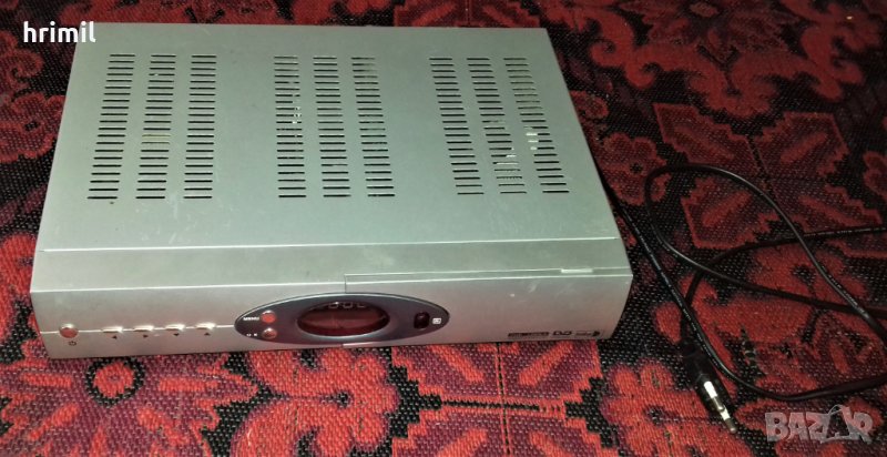 Сателитен приемник с повреда, снимка 1