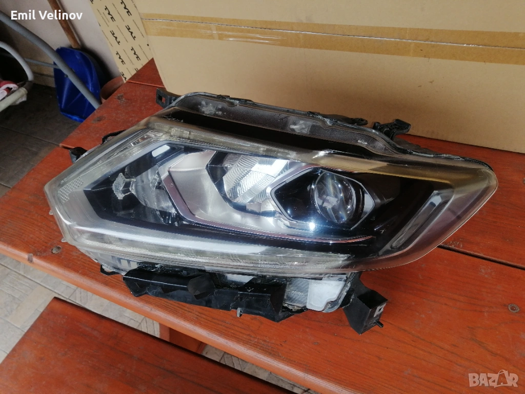 Фар за Nissan X-trail  Т32 2014-2020 лед, снимка 1