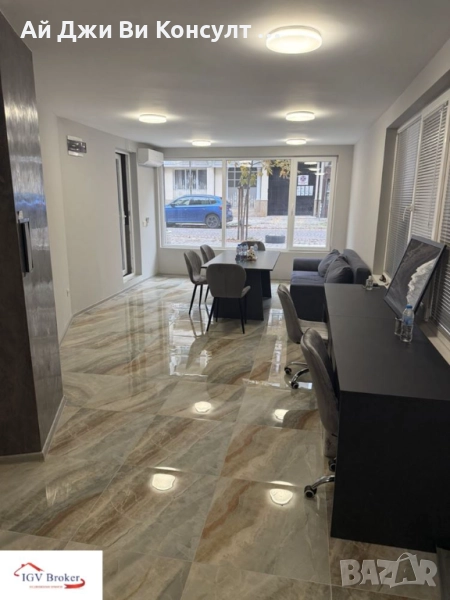 Офис под наем в Центъра, снимка 1