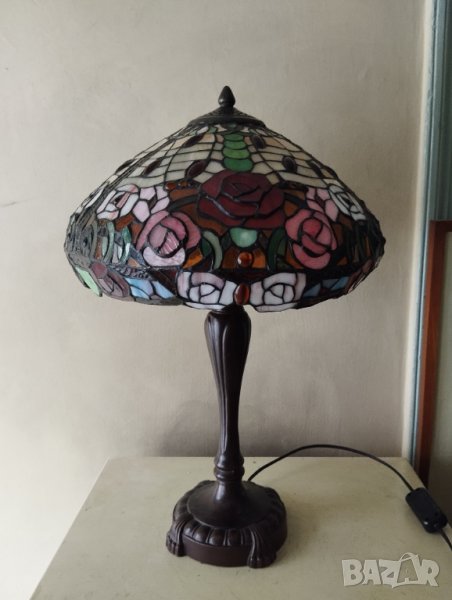 настолна лампа стил тифани-рози, снимка 1