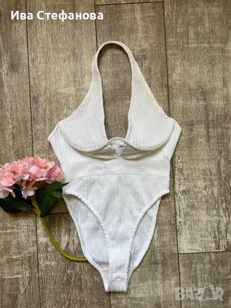 Ново с етикет хигиена лепенка луксозно парти елегантно официално бяло бандажно боди , снимка 1