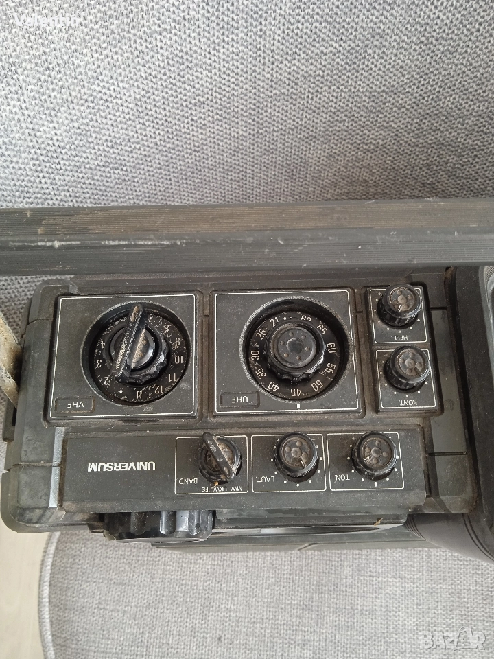 Universum , снимка 1