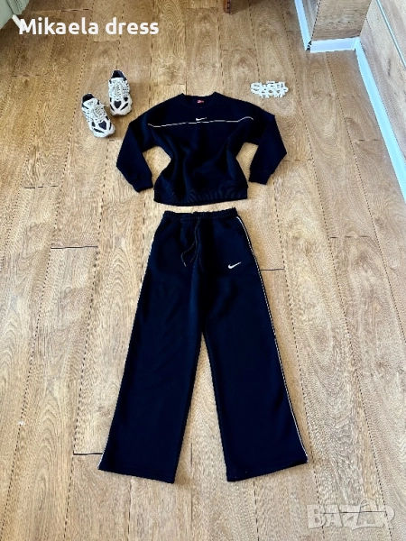 Разкошен ежедневен сет на Nike в черен цвят. Подходящ за спорт или свободно време. Удобен и стилен и, снимка 1