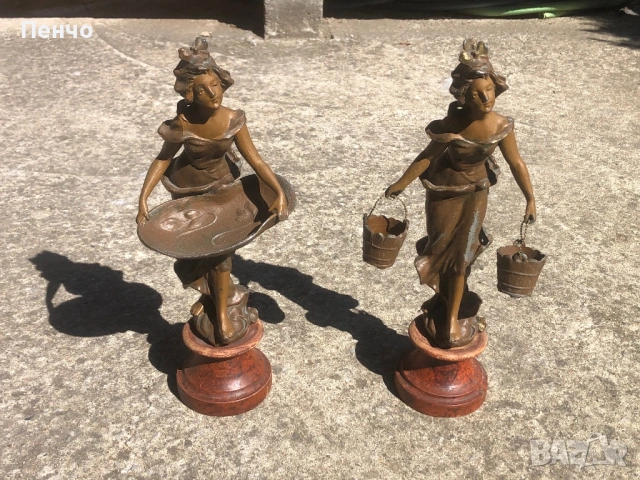 чифт старинни метални фигури