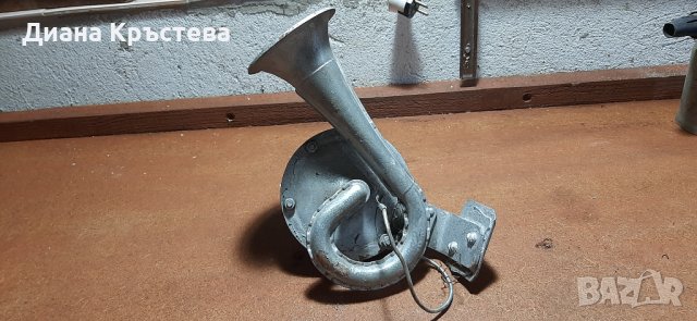 Стара тромба (клаксон), снимка 2 - Антикварни и старинни предмети - 39887535