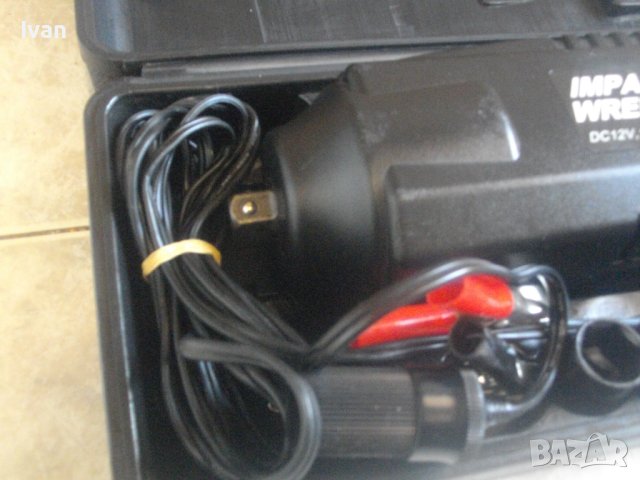 12 Волта/1/2 Drive Захват-Гайковерт Голям-IMPACT WRENCH-Made in Taiwan-Отличен-Реверсивен, снимка 6 - Други инструменти - 41392108