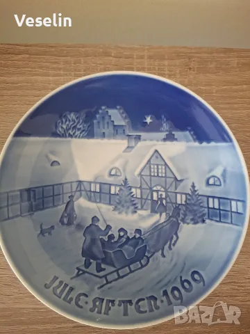 Колекционерска чиния за стена