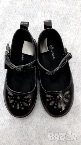 Детски лачени обувки