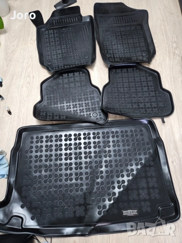 комплект гумени стелки за купе и багажник rezaw-plast wv polo , снимка 4 - Аксесоари и консумативи - 56307520