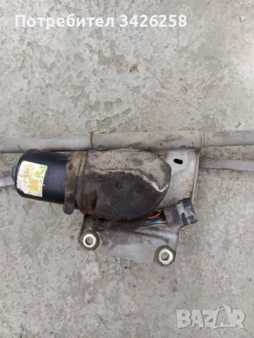 Моторче за чистачки на Пежо 406 2.1TDI