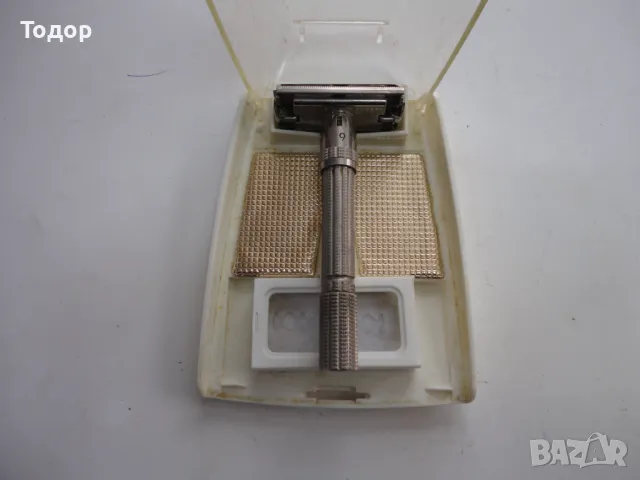 Невероятна самобръсначка Gillette в кутия, снимка 8 - Други ценни предмети - 49109244