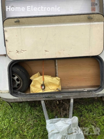 Каравана Knaus 900кг, снимка 7 - Каравани и кемпери - 52723937