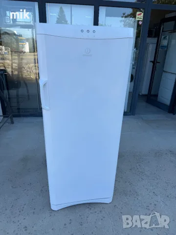 Фризер Indesit 160 см 