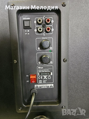 Бас каса Trust 19019-02 с две колони Elite. В отлично техническо и визуално състояние., снимка 7 - Тонколони - 51793015