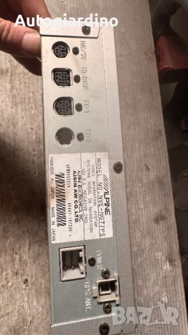 Оригинална Аудио / GPS и видео система Alpine -  NVE-N077PS / 86841-70V300, снимка 2 - Части - 52724001