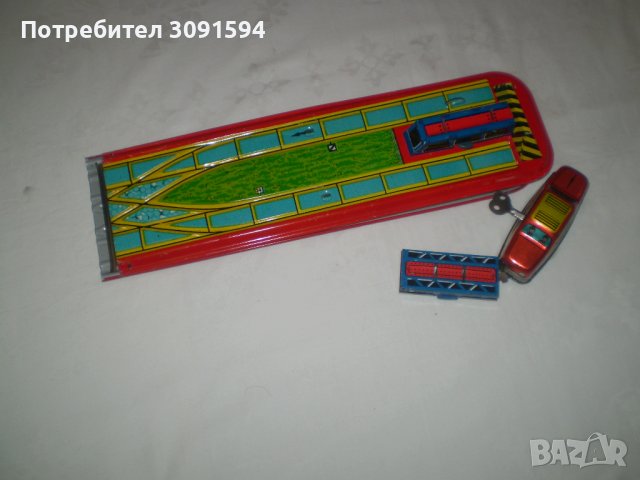 механичен тенекиен влак с писта Унгария 60-те Години, снимка 10 - Колекции - 39939043