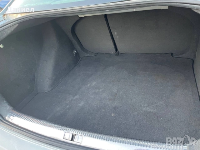 VW Bora TDI 101 КС, снимка 11 - Автомобили и джипове - 52498118