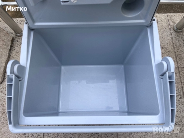 Хладилна чанта Mobicool 12v,25 литра, снимка 7 - Рутери - 47042185