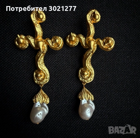 Обеци по модел Schiaparelli