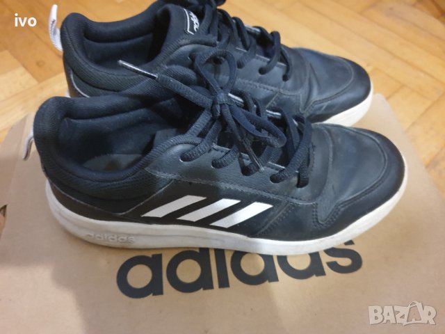 adidas , снимка 1 - Маратонки - 38816325