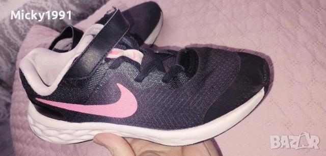 Nike детски маратонки за бягане , снимка 3 - Детски маратонки - 53149739